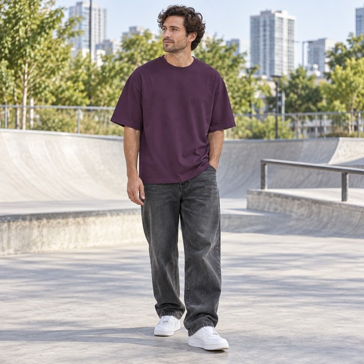 T-SHiRT Future Dark 200 g/m² oversize