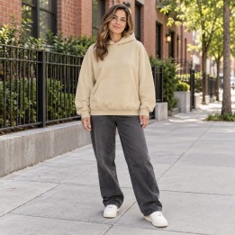 Wygodna bluza dresowa oversize – komfort i styl na co dzień.